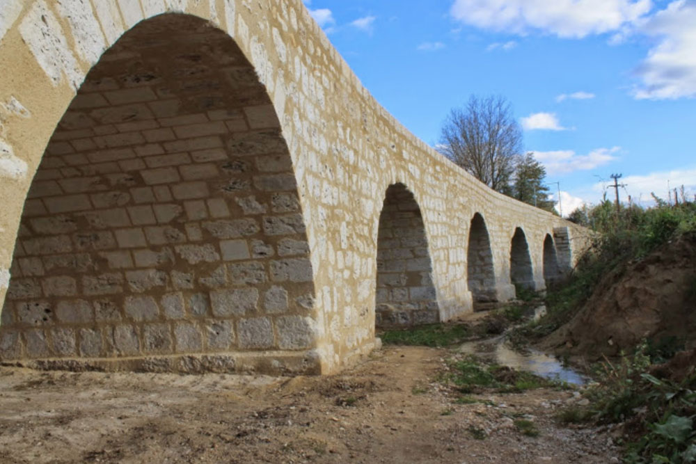 Roman Bridge 